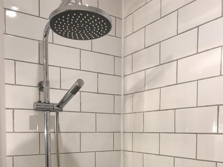 Отель No.16 Сихем Номер фото A shower